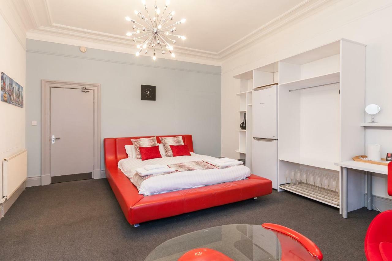 Oakshaw Guesthouse Пейсли Экстерьер фото
