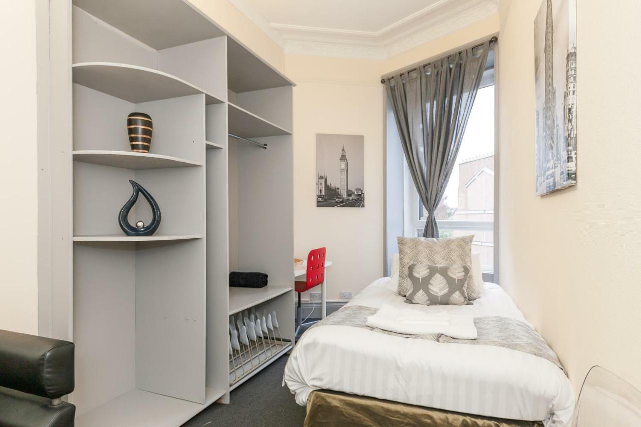 Oakshaw Guesthouse Пейсли Экстерьер фото