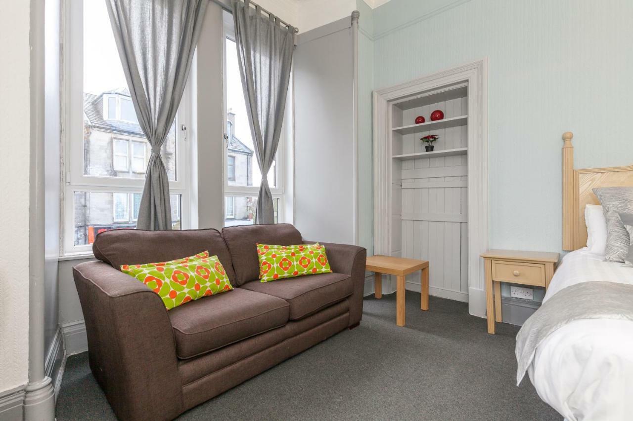 Oakshaw Guesthouse Пейсли Экстерьер фото