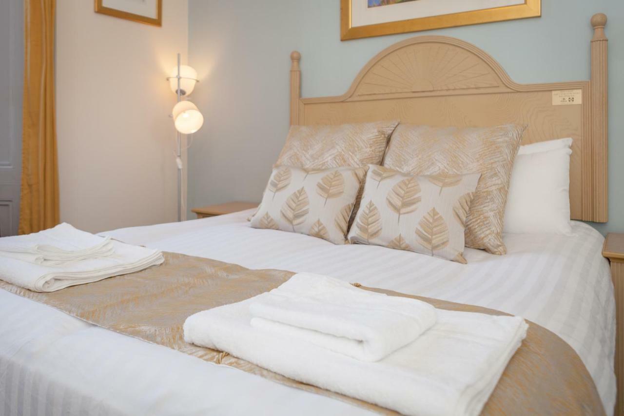 Oakshaw Guesthouse Пейсли Экстерьер фото